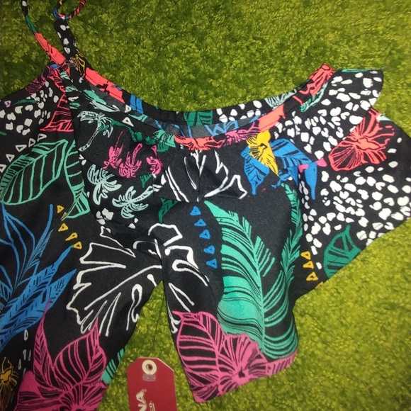 Floral multi colored shorts romper/swimsuit cover-up with pockets - Picture 4 of 8